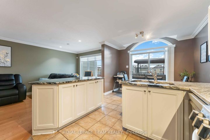 Photo 5 at 191 Deerfox Drive, Nepean (Longfields), Ottawa