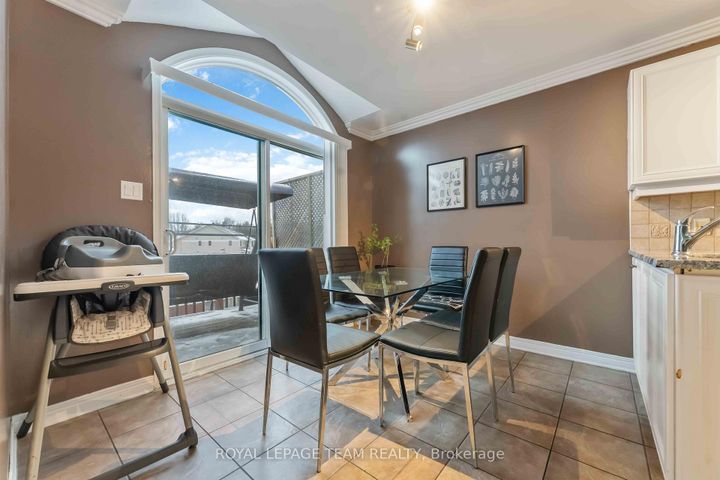 Photo 7 at 191 Deerfox Drive, Nepean (Longfields), Ottawa