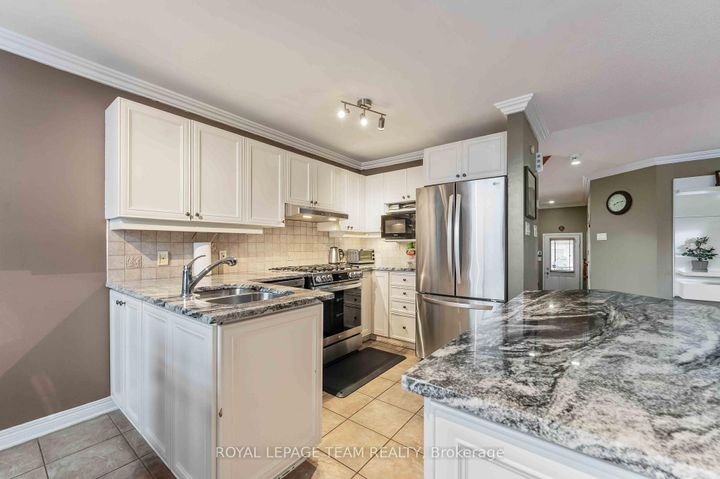 Photo 8 at 191 Deerfox Drive, Nepean (Longfields), Ottawa