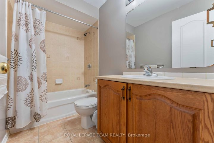 Photo 16 at 191 Deerfox Drive, Nepean (Longfields), Ottawa
