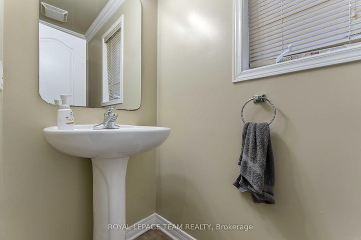 Photo 21 at 191 Deerfox Drive, Nepean (Longfields), Ottawa