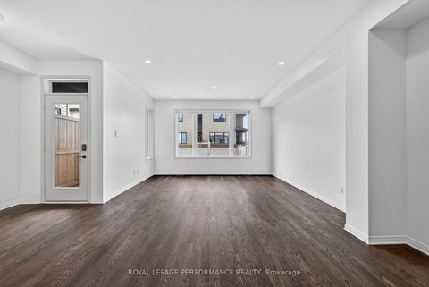 Photo 11 at 345 Nonius Street, Emerald Meadows/Trailwest, Kanata