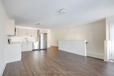 Photo 5 at 144 Doctor Agnes Craine Drive, SMITHS FALLS, Smiths Falls