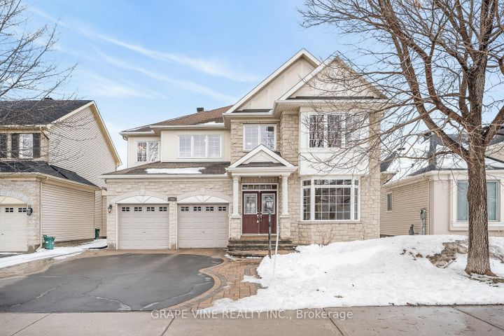 Photo 0 at 788 Kilbirnie Drive, Nepean (Stonebridge), Ottawa