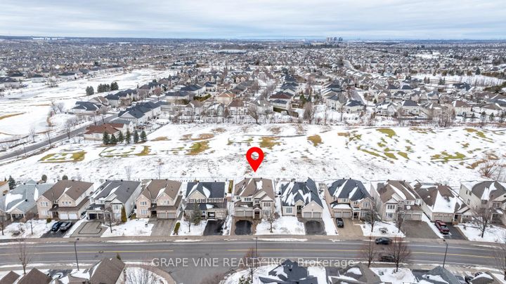 Photo 2 at 788 Kilbirnie Drive, Nepean (Stonebridge), Ottawa