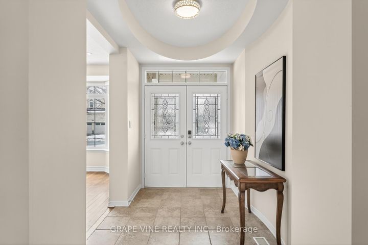 Photo 4 at 788 Kilbirnie Drive, Nepean (Stonebridge), Ottawa