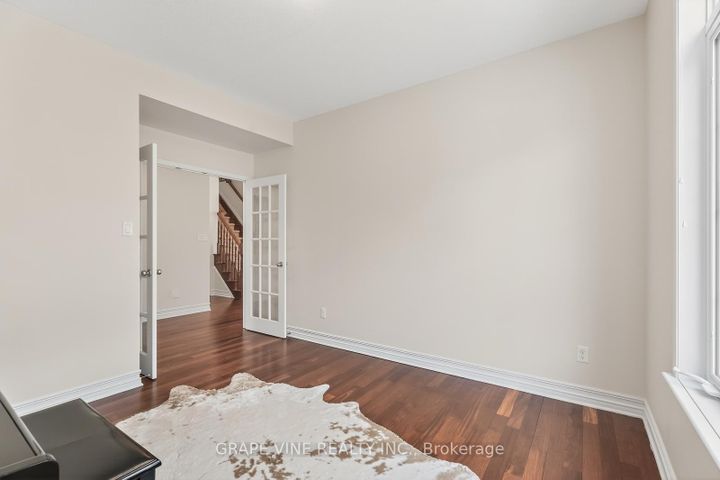 Photo 9 at 788 Kilbirnie Drive, Nepean (Stonebridge), Ottawa