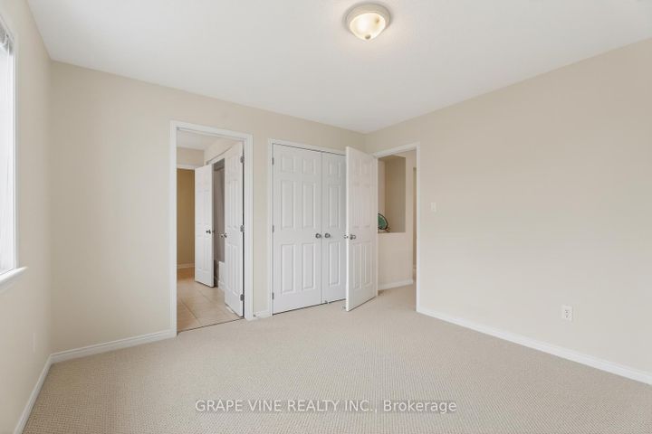 Photo 33 at 788 Kilbirnie Drive, Nepean (Stonebridge), Ottawa
