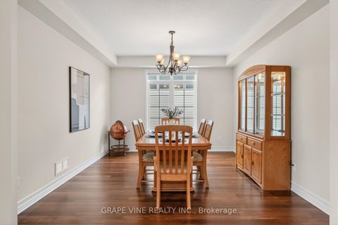 Photo 11 at 788 Kilbirnie Drive, Nepean (Stonebridge), Ottawa