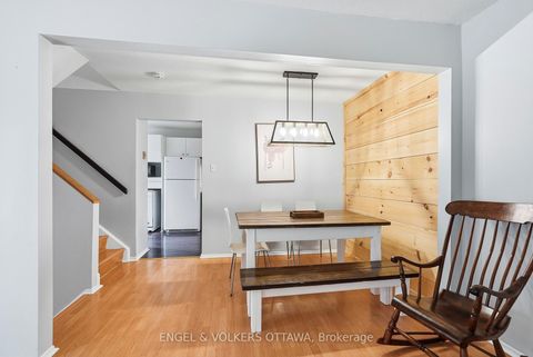 Photo 1 at 122 Salter Crescent, Beaverbrook, Kanata