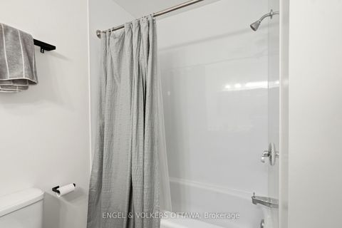 Photo 15 at 122 Salter Crescent, Beaverbrook, Kanata