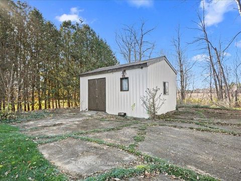 Photo 37 at 2462 Dunning Road, Cumberland West, Orleans