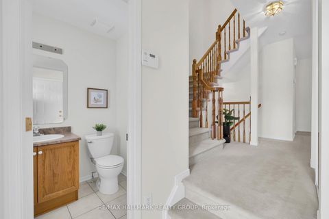 Photo 2 at 40 Goldridge Drive, Kanata Lakes/Heritage Hills, Kanata