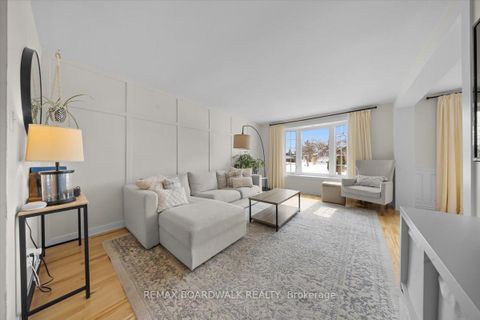 Photo 5 at 373 Hatfield Crescent, Bilberry Creek/Queenswood Heights, Orleans