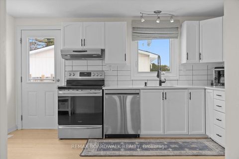 Photo 18 at 373 Hatfield Crescent, Bilberry Creek/Queenswood Heights, Orleans