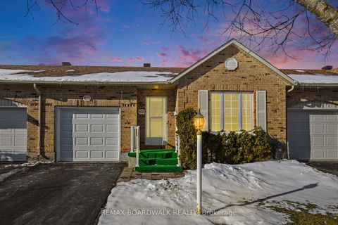 Photo 1 at 402 Flora Street, Carleton Place