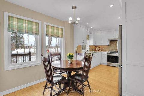 Photo 8 at 1589 Champneuf Drive, Chateauneuf, Orleans