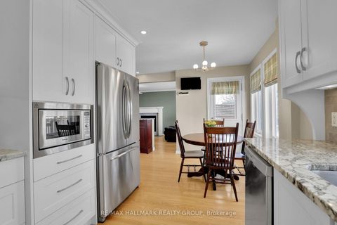 Photo 14 at 1589 Champneuf Drive, Chateauneuf, Orleans