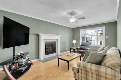 Photo 17 at 1589 Champneuf Drive, Chateauneuf, Orleans