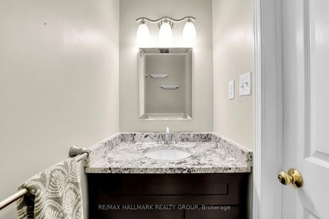 Photo 19 at 1589 Champneuf Drive, Chateauneuf, Orleans