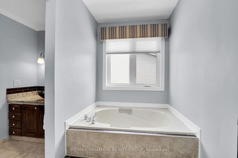 Photo 26 at 1589 Champneuf Drive, Chateauneuf, Orleans