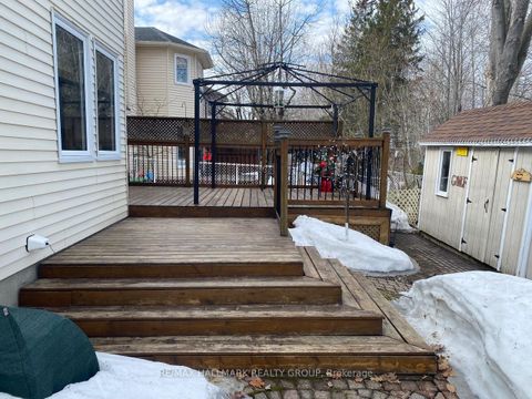 Photo 37 at 1589 Champneuf Drive, Chateauneuf, Orleans