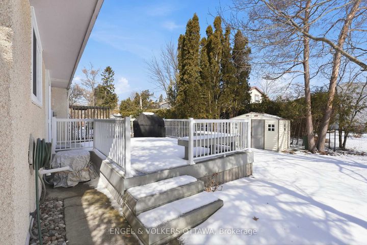 Photo 39 at 113 Benlea Drive, Nepean (Tanglewood), Ottawa