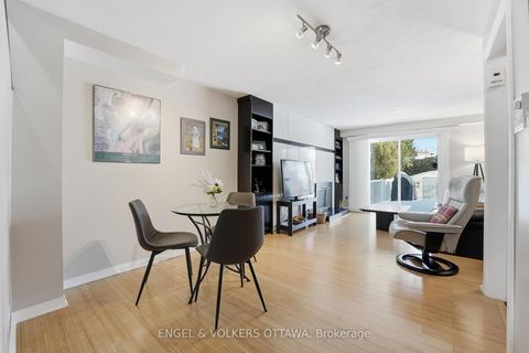 Photo 21 at 113 Benlea Drive, Nepean (Tanglewood), Ottawa