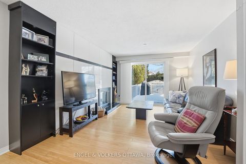 Photo 24 at 113 Benlea Drive, Nepean (Tanglewood), Ottawa