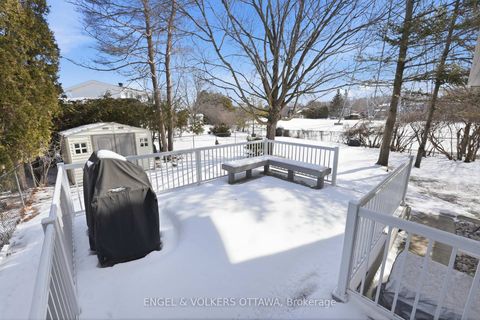 Photo 38 at 113 Benlea Drive, Nepean (Tanglewood), Ottawa