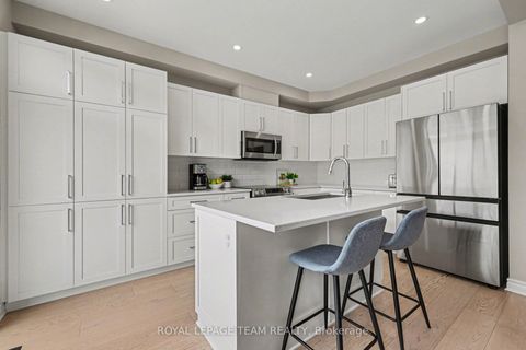 Photo 12 at 13 Allan Moore Place, Stittsville (North), Stittsville