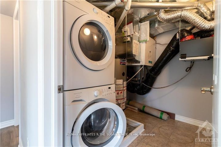 Photo 19 at 8 - 565 Stonefield Private, Nepean (Barrhaven East), Ottawa