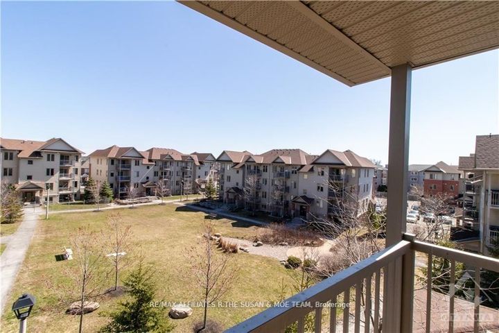 Photo 21 at 8 - 565 Stonefield Private, Nepean (Barrhaven East), Ottawa