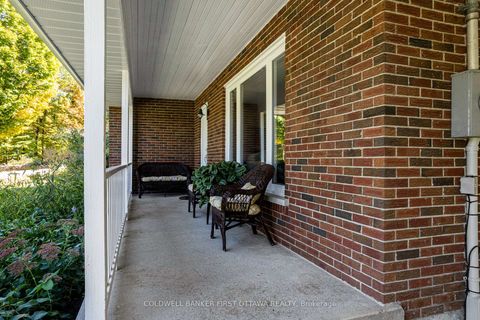 Photo 3 at 2421 Rideau Ferry Road, Drummond/North Elmsley (North Elmsley) Twp, Drummond/North Elmsley