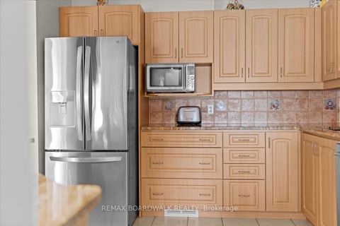 Photo 13 at 6355 Sablewood Place, Chapel Hill, Orleans