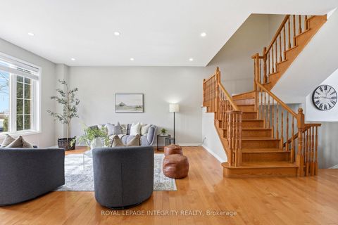 Photo 4 at 7 Len Lunney Crescent, Nepean (Barrhaven East), Ottawa