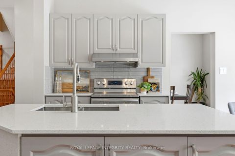 Photo 10 at 7 Len Lunney Crescent, Nepean (Barrhaven East), Ottawa