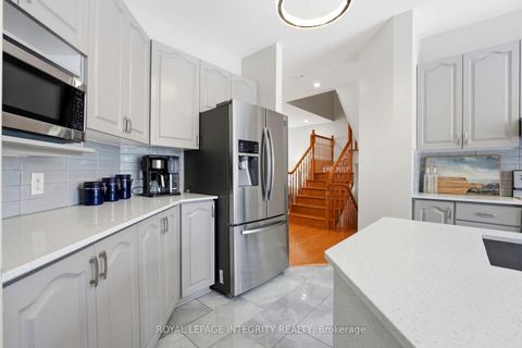 Photo 11 at 7 Len Lunney Crescent, Nepean (Barrhaven East), Ottawa