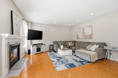 Photo 13 at 7 Len Lunney Crescent, Nepean (Barrhaven East), Ottawa