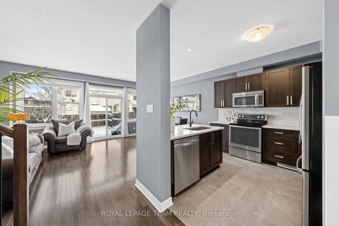 Photo 8 at 630 Moorpark Avenue, Emerald Meadows/Trailwest, Kanata