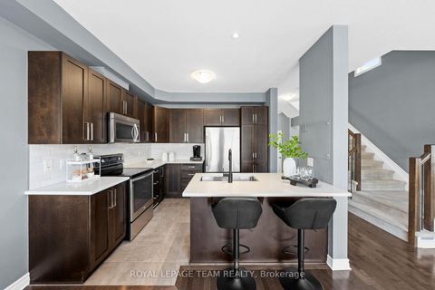 Photo 10 at 630 Moorpark Avenue, Emerald Meadows/Trailwest, Kanata