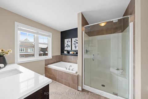 Photo 26 at 630 Moorpark Avenue, Emerald Meadows/Trailwest, Kanata