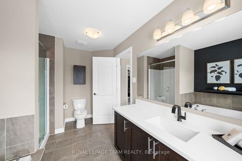 Photo 27 at 630 Moorpark Avenue, Emerald Meadows/Trailwest, Kanata