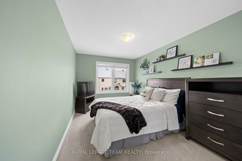 Photo 32 at 630 Moorpark Avenue, Emerald Meadows/Trailwest, Kanata