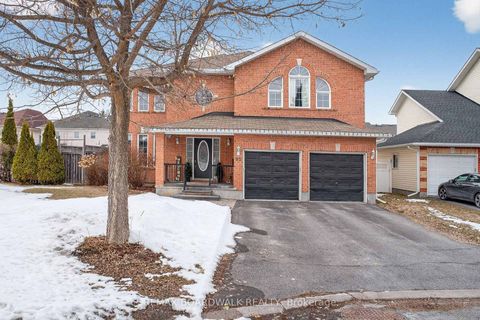 Photo 2 at 85 Woliston Crescent, Morgan's Grant/South March, Kanata