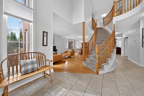 Photo 4 at 85 Woliston Crescent, Morgan's Grant/South March, Kanata