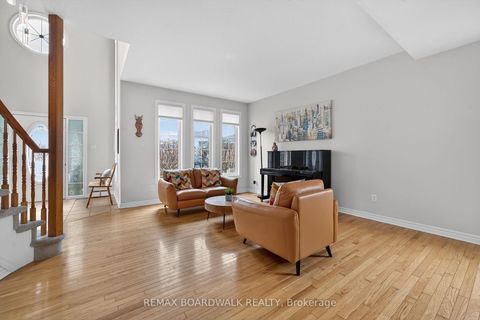 Photo 6 at 85 Woliston Crescent, Morgan's Grant/South March, Kanata