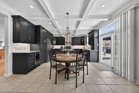 Photo 12 at 85 Woliston Crescent, Morgan's Grant/South March, Kanata