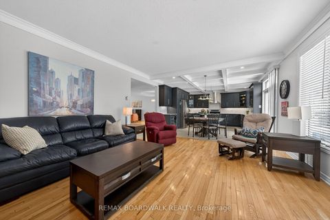 Photo 18 at 85 Woliston Crescent, Morgan's Grant/South March, Kanata