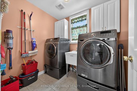 Photo 19 at 85 Woliston Crescent, Morgan's Grant/South March, Kanata